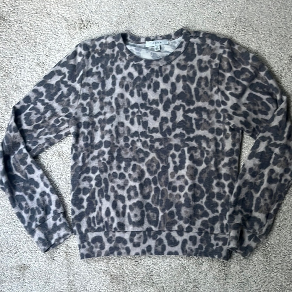 Women’s Cozy Leopard Print Long Sleeve